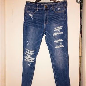 American Eagle Ripped Jegging